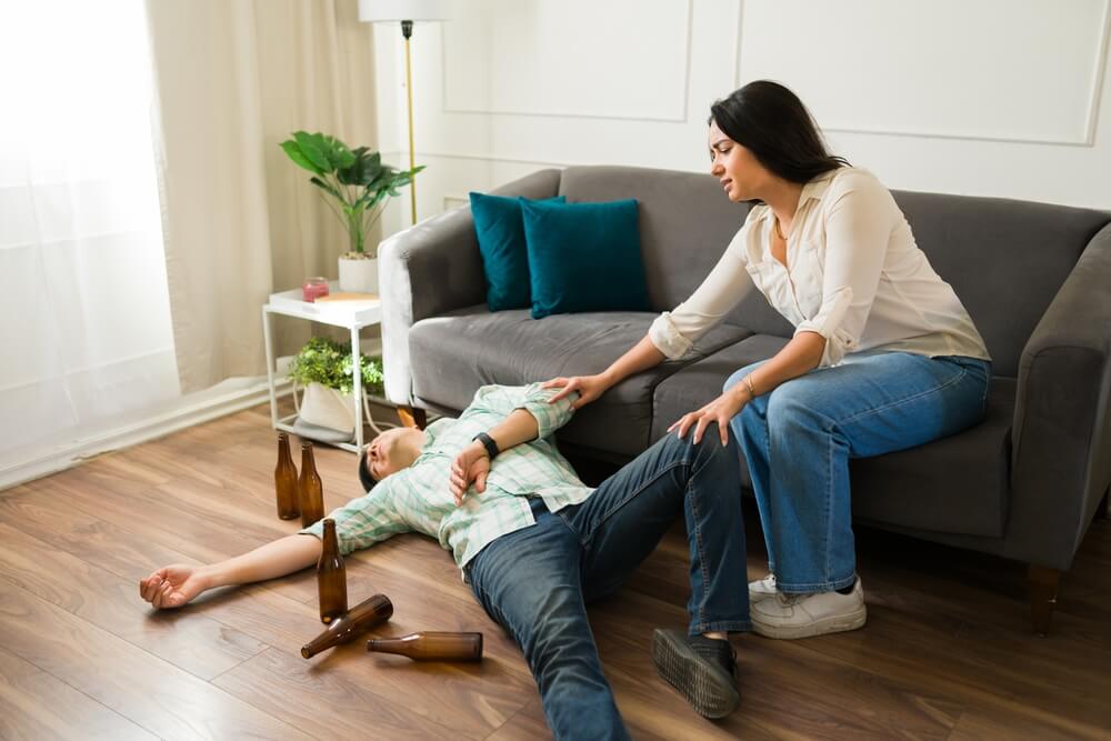 Person in bad condition before drug and alcohol evaluation and substance abuse treatment and recovery.