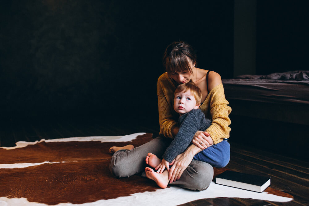 mother and child alone depressed as life is affected due to phobias